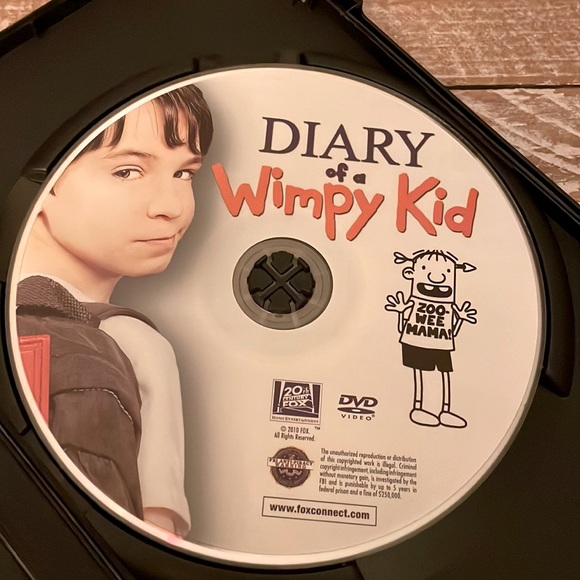 ✏️2 Diary of a Wimpy Kid Movies dvds ✏️ - Picture 4 of 9